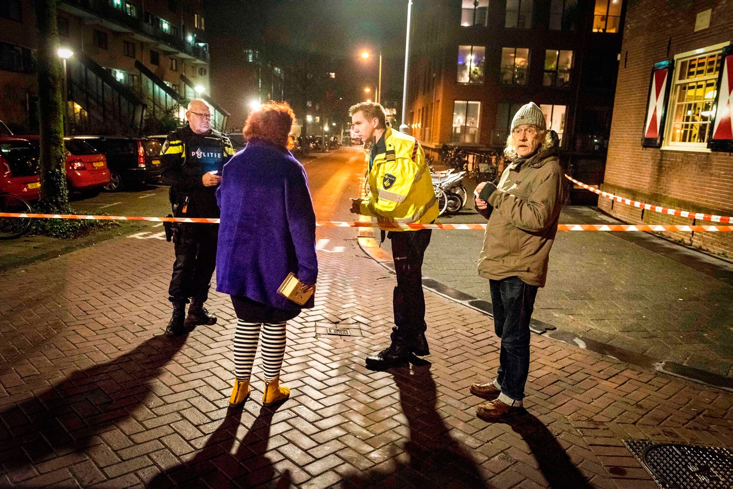 Tấn công bằng súng AK-47 ở câu lạc bộ thiếu niên tại Hà Lan